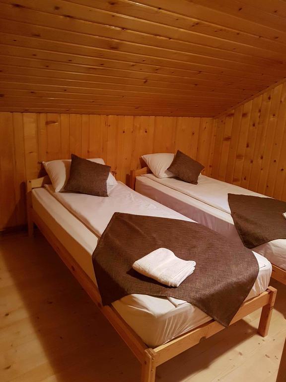 Cabana Sarmis Costesti Costeşti Exterior foto