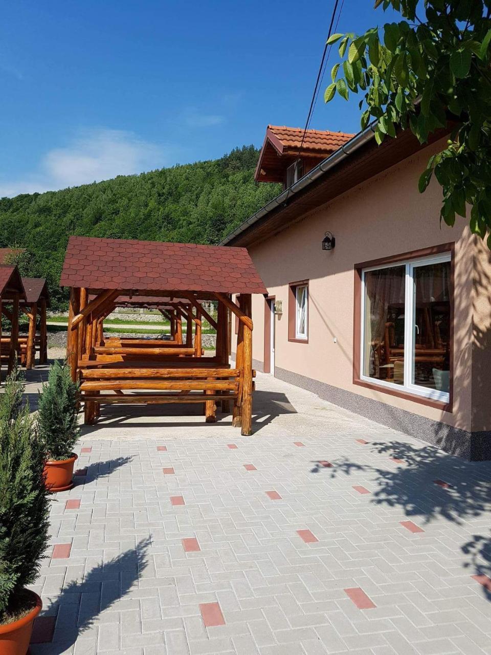 Cabana Sarmis Costesti Costeşti Exterior foto